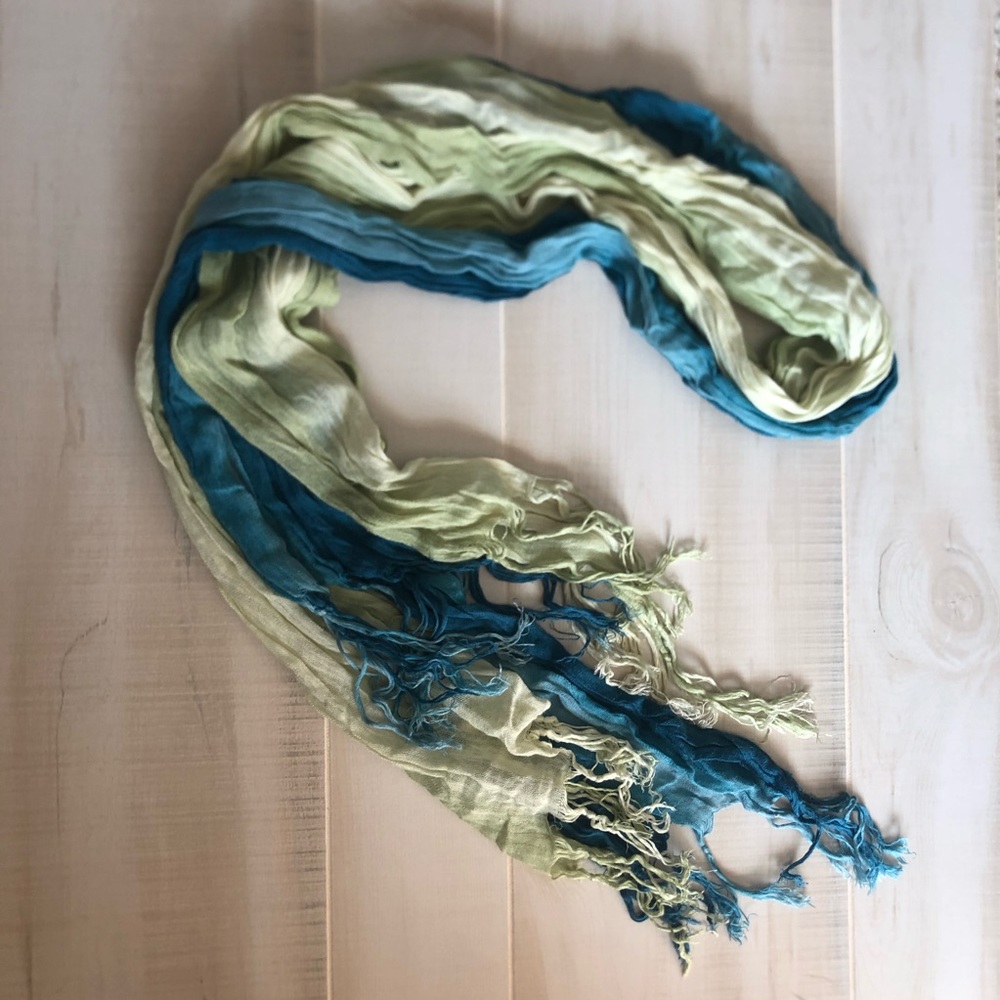 Spring scarf - Picture 2 of 2